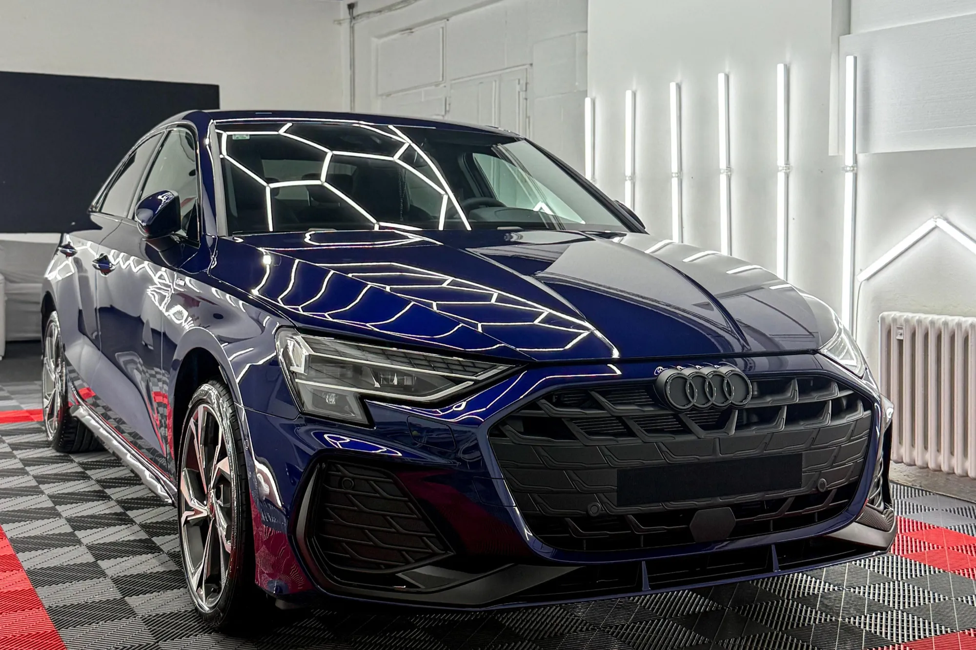 Audi S3 s nanesenom keramičkom zaštitom u detailing studiju